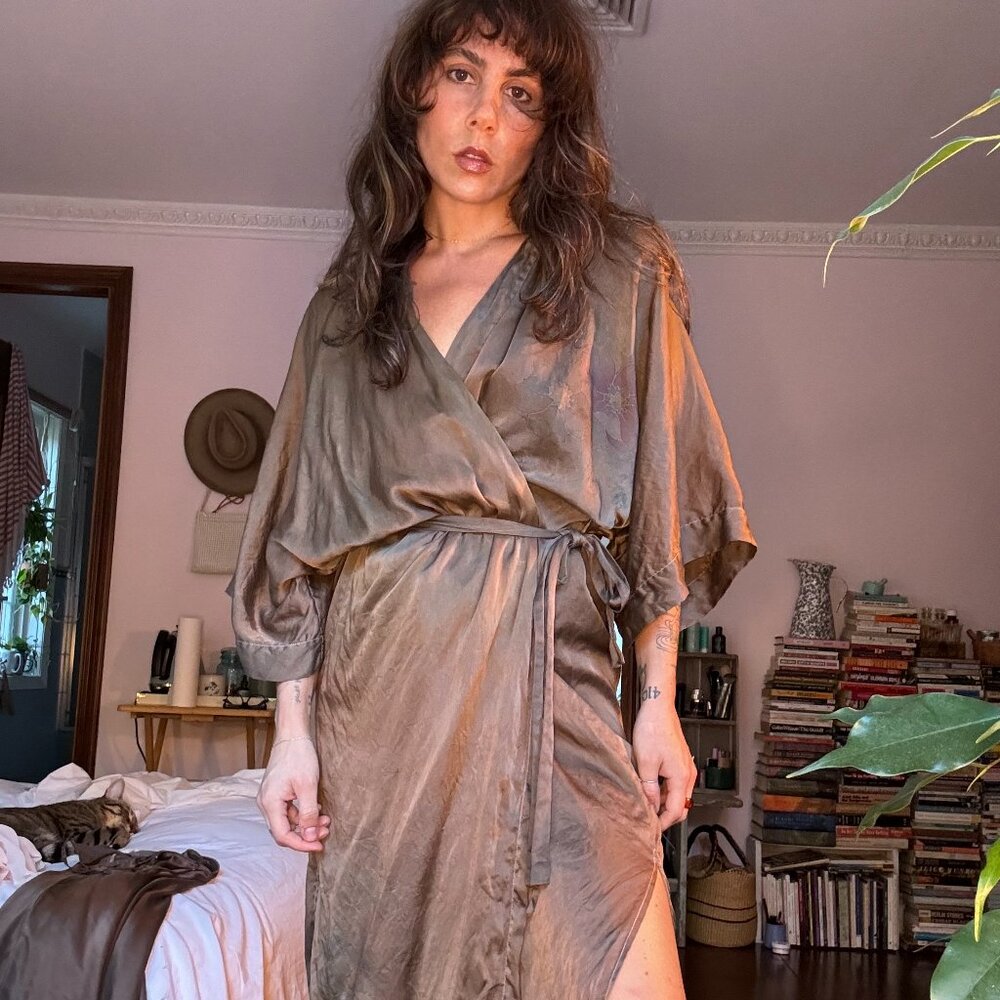 Gorgeous silk kimono-style robe